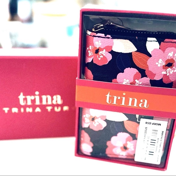 NWT Trina Turk Vegan Leather Zip Around Wallet Navy Blue & Pink NEW IN GIFT BOX - Picture 9 of 9